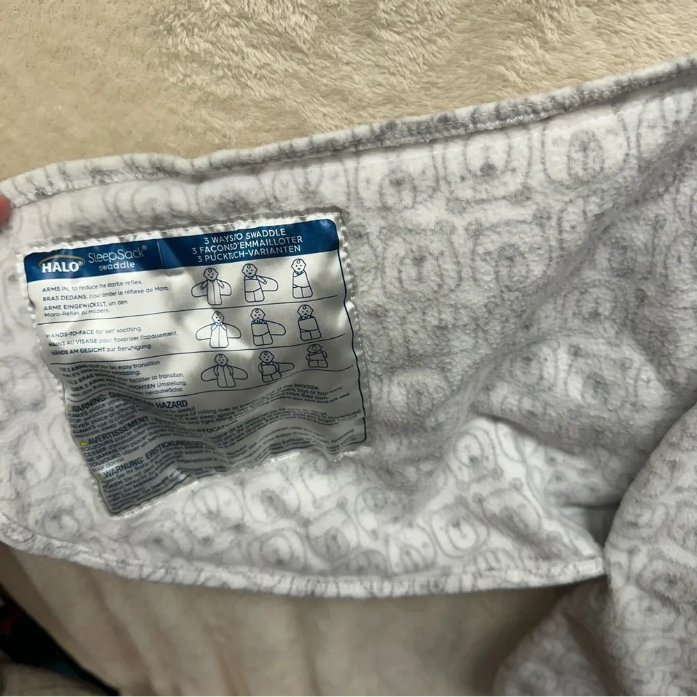 Halo sleepsack swaddle fleece bear print size 3-6 month
